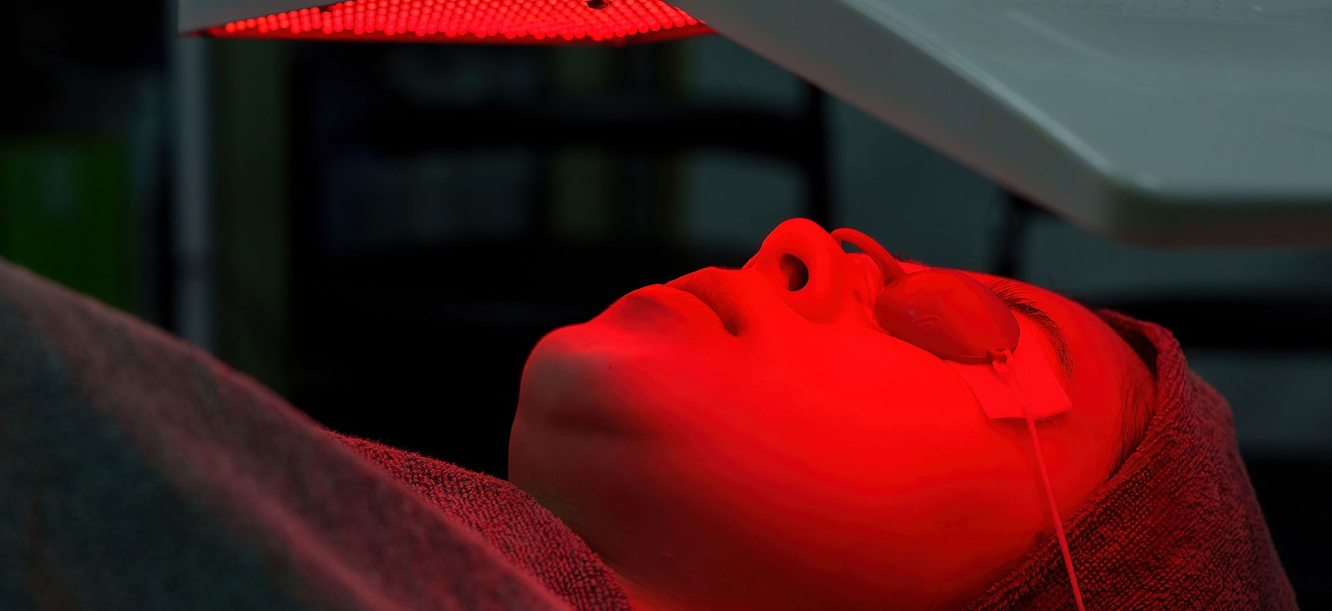 Best color light therapy in Delhi